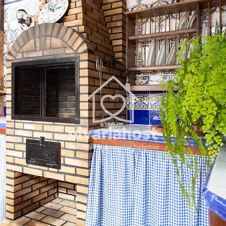 Ave Fénix San Isidro, By Nivariahost